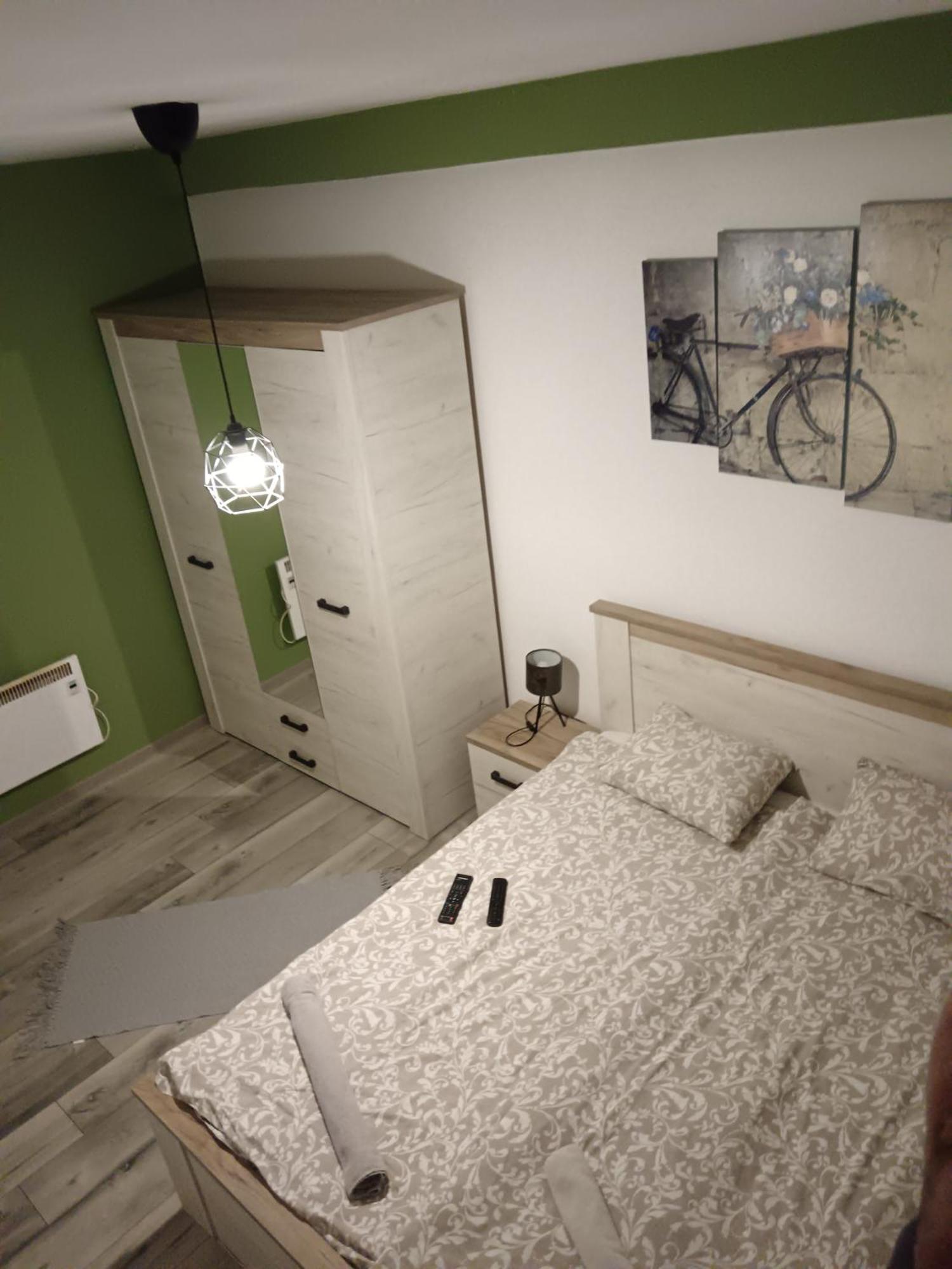 Apartman Petres Sombor Exterior foto